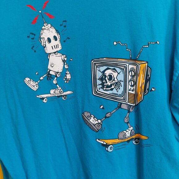 Robots and Skulls Skateboard Television Shirt - Picture 3 of 3
